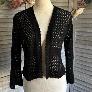 SWEET KIZZ Women’s SZ XL Black Crochet Knit Shrug/Sweater/Jacket w/Bell Sleeves
